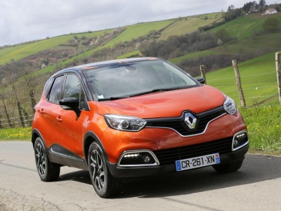Renault Captur, czy Peugeot 2008? Porównanie 10-letnich miejskich crossoverów