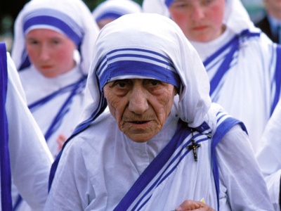 Święta hipokryzja. Matka Teresa z Kalkuty, zamiast walczyć z biedą, tylko ją utrwalała