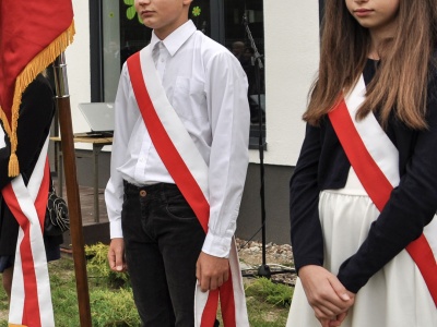Szkoła nie dla wszystkich. Jak rząd zwinął pomoc uczniom