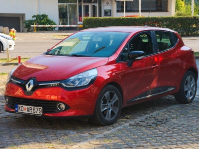 Bezwypadkowe, używane Renault Clio IV.  Przegląd krajowych egzemplarzy w najniższych cenach