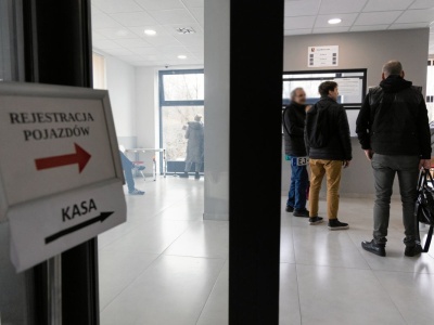 Rejestracja auta po nowemu. Znika jeden z najbardziej irytujących obowiązków