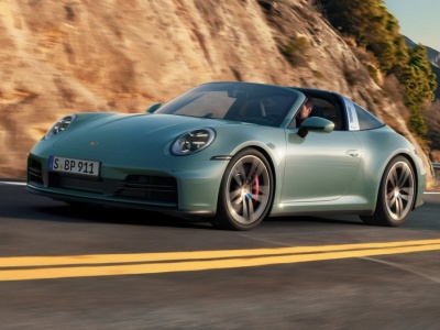 Porsche 911 Carrera 4S dołącza do oferty. Nie tylko moc ma z GTS