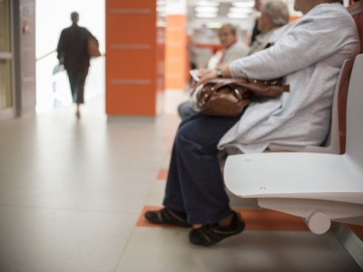 Prezydium NRL o decyzji minister zdrowia: samo zwiększenie liczby medyków nie rozwiąże problemu z kolejkami