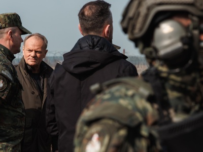 Rząd zamyka granice. Co to oznacza dla Polaków?
