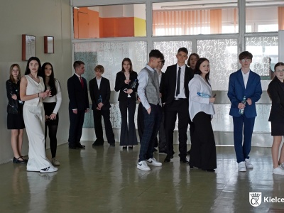 Kielczanie znów w czołówce województwa – świetne wyniki egzaminu ósmoklasisty 2025