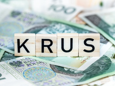 Jak dostać rentę wdowią z KRUS – poradnik dla rolników 2025