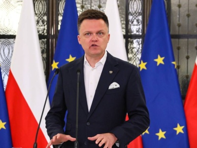 Tajemnicze nocne spotkanie. Szymon Hołownia zabrał głos