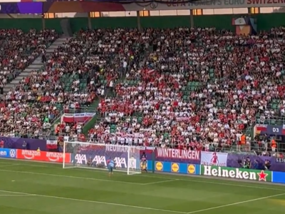 Sold out na meczu Polek! Pełen stadion i morze polskich kibiców [WIDEO]