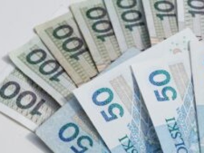 Rząd szykuje rewolucję dla seniorów. Nawet 31 tys. zł rocznie więcej na kontach