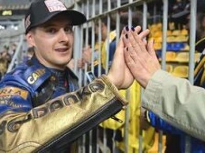 Wiktor Przyjemski wygrywa pierwszy finał SGP2 w szwedzkiej Mallili!