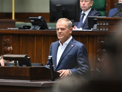Tusk zabrał głos po nocnym spotkaniu Hołowni z politykami PiS