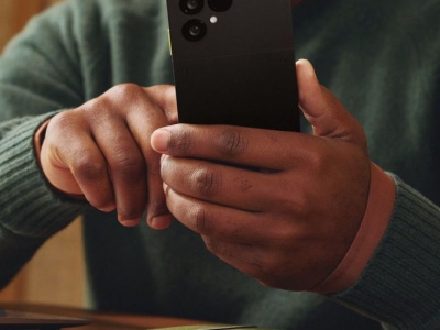 iFixit wystawił perfekcyjny wynik. Ten smartfon nie ma wad