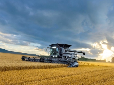 Żniwa bez kompromisów. Rolnicy oceniają swoje kombajny: Fendt, John Deere i Claas