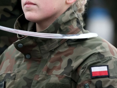 Te kobiety dostaną wezwanie do wojska w 2026 roku. Za niestawiennictwo grozi sroga kara