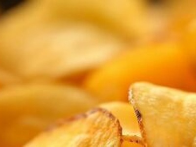 GIS ostrzega: Nie jedz tych chipsów. Mają za dużo węglowodorów