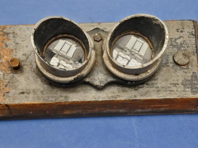 Do jarosławskiego muzeum trafiły okulary i fotografie z zabytkowego fotoplastykonu. Będzie co oglądać