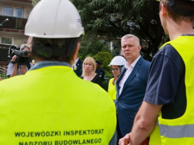 Odbudowa w Ząbkach na razie wykluczona. Od jednej decyzji zależy, czy da się cokolwiek uratować