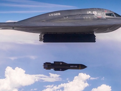 Superbroń dla superbombowca. Drugiej takiej bomby nie ma na świecie, ale dla USA to i tak za mało