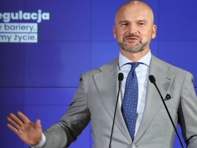 Deregulacja rządu Donalda Tuska. Rafał Brzoska mówi, co dalej