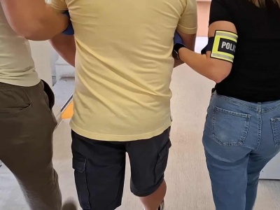 W centrum Olsztyna grasował podpalacz – wpadł dzięki kolizji