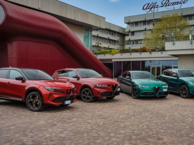 Alfa Romeo Junior przyciąga niemieckich klientów. Wzrost sprzedaży marki w I półroczu 2025