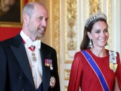 Kate Middleton i książę William meldują się na bankiecie w Windsorze. Internauci jednogłośni: 