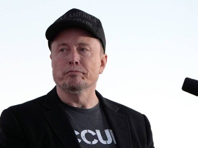 Obraźliwe komentarze sztucznej inteligencji. Platforma Muska reaguje na treści Groka