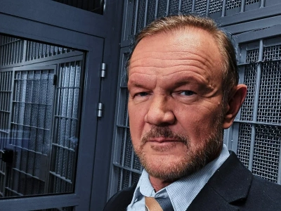 Cezary Pazura zrobił to naprawdę. Na koleżanki!