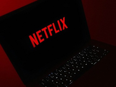 Nowość Netflixa na dziś: klaustrofobiczny psychologiczny thriller sci-fi właśnie zadebiutował w streamingu
