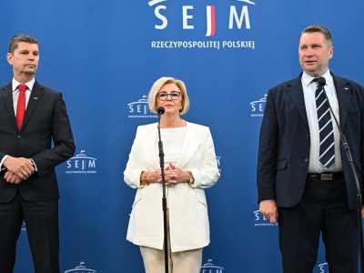 Posłowie PiS: Uczniowie mają potężny problem przez MEN
