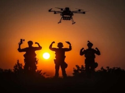 Mogą wysyłać nawet 1000 dronów na dobę. Ukraina ma na to sposób