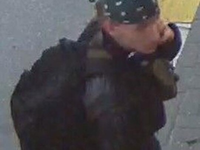 Rzeszów. Policja poszukuje mężczyzny, który wtargnął wprost pod autobus. Ranna została pasażerka
