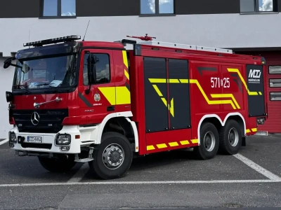 Pełnoletni Actros 3346 6×6 odnowiony dla PSP – ten sprzęt jeszcze długo posłuży