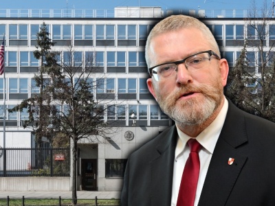 Burza po słowach Brauna. Ambasada USA zabrała głos