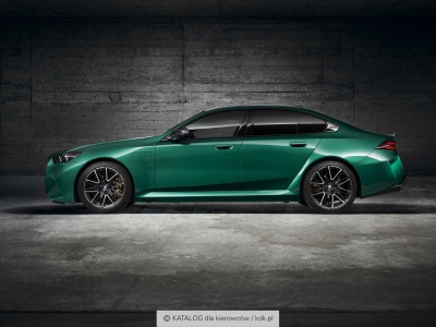 Felieton: BMW M5 G90 - Ciałopozytywne BMW M