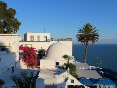 Spokój, niskie ceny i widoki jak z pocztówki. Zamiast Santorini wybierz 