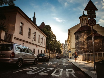 Autopay uruchamia usługi e-winiet w sześciu językach. Kierowcy z Europy kupią winiety w swoich językach
