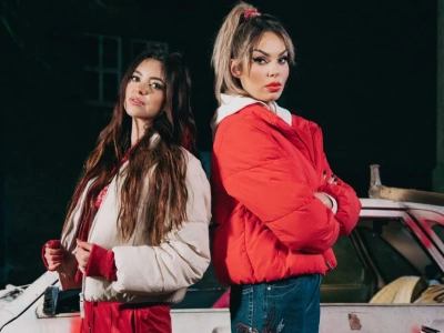 Tego jeszcze nie było! Topky mimo deszczu zagrały koncert w workach foliowych!