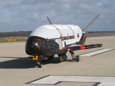 Trump dosypał kolejny miliard na tajny program kosmiczny X-37B