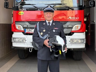 Strażacy z Krzyżanowic z nowym hełmem. Obraz z akcji może trafić prosto do wojewody