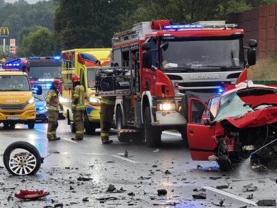 Tragiczny wypadek na S52: Kierowca zginął po jeździe pod prąd korytarzem życia
