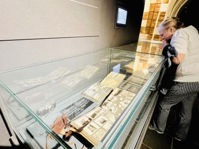„Nacjonalistyczny ferwor prawicy”. Historycy piszą list w obronie wystawy „Nasi chłopcy”
