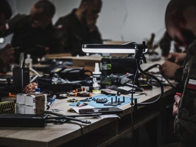 Wojsko Polskie szuka dronów FPV. Wątpliwości i zmian