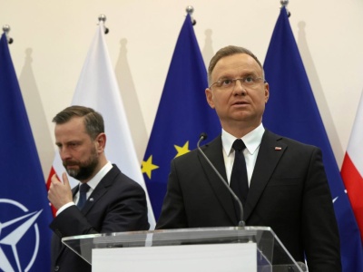 MON wydało oświadczenie. Chodzi o sprawę awansów z zięciem Dudy, bratem Bodnara i Kosiniakiem-Kamyszem