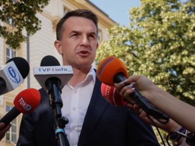 Piękne, ale czy prawdziwe? Sprawdzili słowa Szłapki o miliardach dla Polski z UE