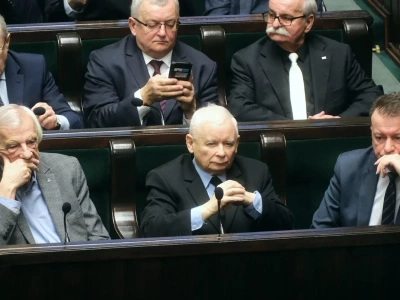Tak PiS chciało gasić pożar. Wyciekły tajne instrukcje dla posłów