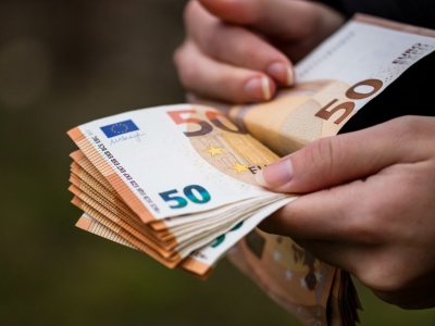 Ile kosztować będzie euro? Najnowsze prognozy EUR/PLN do 2031 r.