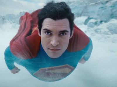 Superman - film wciąż zarabia, ale Warner Bros już wie, kiedy trafi na VOD. Nie tak szybko, jak sądzono