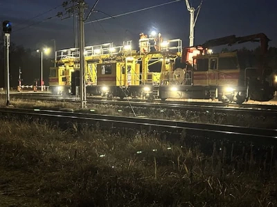 Awaria sieci trakcyjnej w Jeleniej Górze. Wstrzymany ruch pociągów elektrycznych