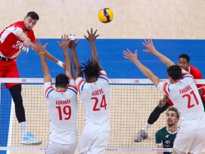 Thriller w meczu Polska - Francja! Co za końcówka. Nasi siatkarze poznali kolejnych rywali